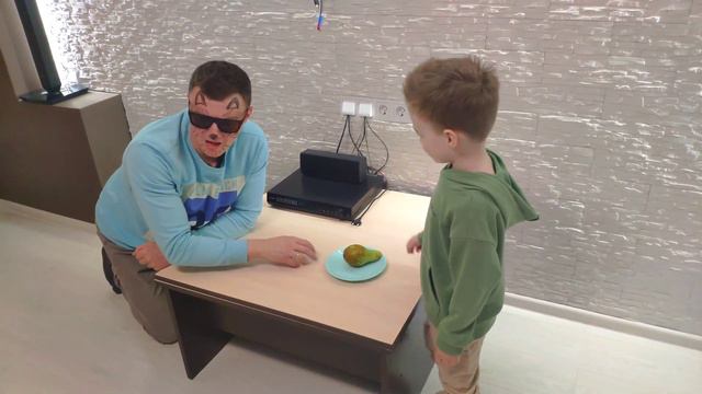 ПАПА ПРЕВРАТИЛСЯ В КОТА на 24 ЧАСА смотреть онлайн