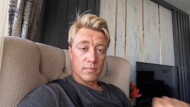 КАК ВАМ ТАКОЙ ПОДАРОК? ? Что стоит попробовать в Турции? Пляж в Аланье 2023 смотреть онлайн