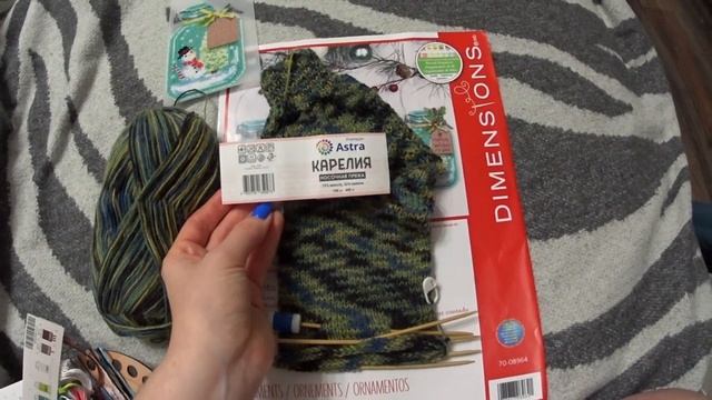 Ноябрьский рукодельный влог: вяжу носки, вышиваю новогодние игрушки и картину смотреть онлайн