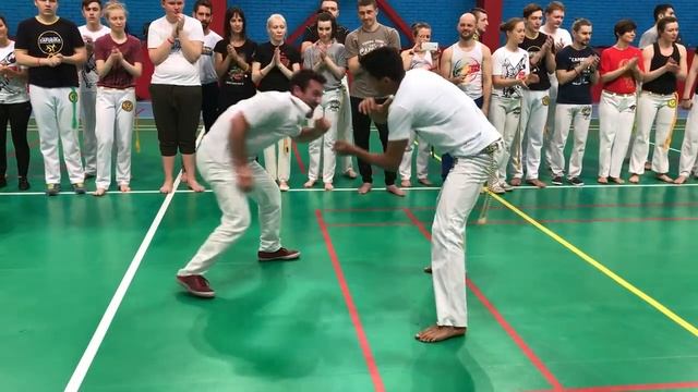 cm Mascara - prof Neve Angola - Big Capoeira Meeting - Moscow 2017 смотреть онлайн