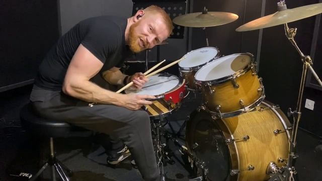 The Single Stroke Roll Samba! - One Minute Drum Lesson смотреть онлайн