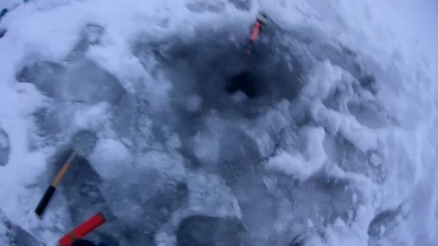 Зимняя рыбалка на реке Бердь смотреть онлайн