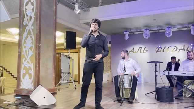 Самая Лучшая Лезгинка Гогия На Свадьбе В Дагестане 2021 Парень Поет Класс Девушка Танцует ALISHKA смотреть онлайн