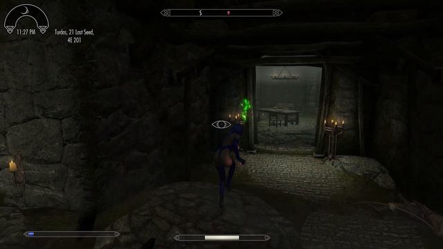 Skyrim GOG - Taking out a castle with two health drain spells смотреть онлайн