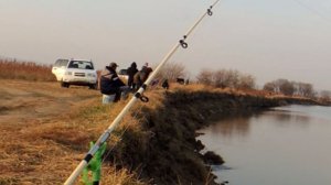 Рыбалка на Речке Суйфун в Приморье! Ловля Красноперки на Спиннинг! Рыбалка в Приморье Краснопёрка.