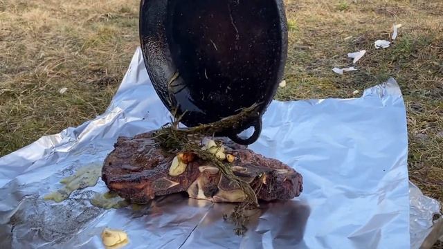 ГРЯЗНЫЙ СТЕЙК?МЯСО НА УГЛЯХ?ДИКАЯ ПРОЖАРКА#шашлык#вкусно#еда#food#steak#extreamfood#brutalkitchen смотреть онлайн