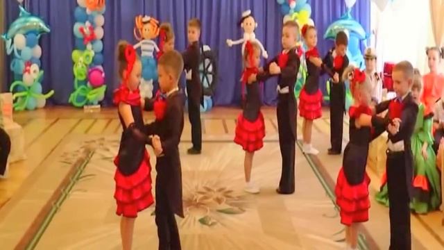 Танго Кумпарсита на выпускном Одесса смотреть онлайн