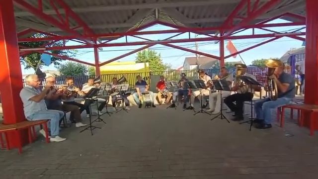 ОРКЕСТР ХАДЖИБЕЙ Вальс Берёзка. смотреть онлайн