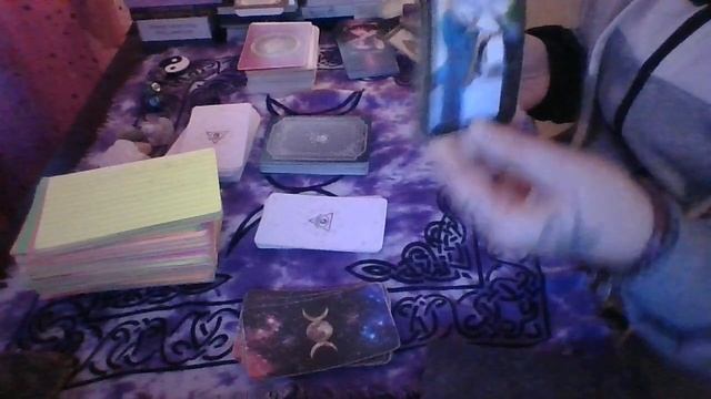 PICK A DECK READING смотреть онлайн