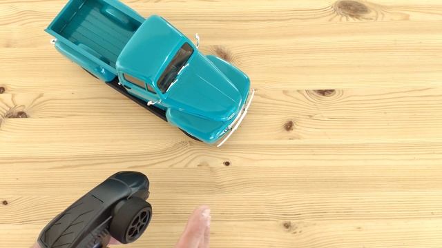 RocHobby 1:18 Magnum Off-Road truck, this is nice! смотреть онлайн