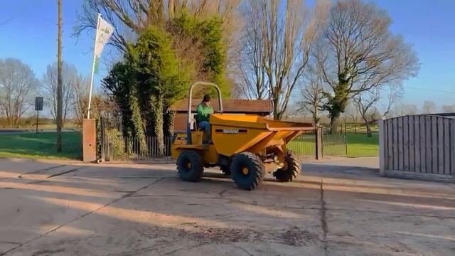 BENFORD 3000 3 TON 4WD DUMPER C/W ROLE BAR смотреть онлайн