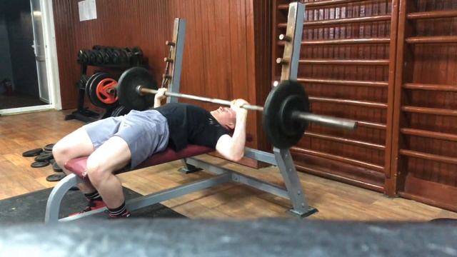 Жим лёжа 70х19 смотреть онлайн