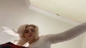 Села на чат  Уфф от светы соллар  Что она творит  24 часа глазами чата Уффф моменты стримерш с твич