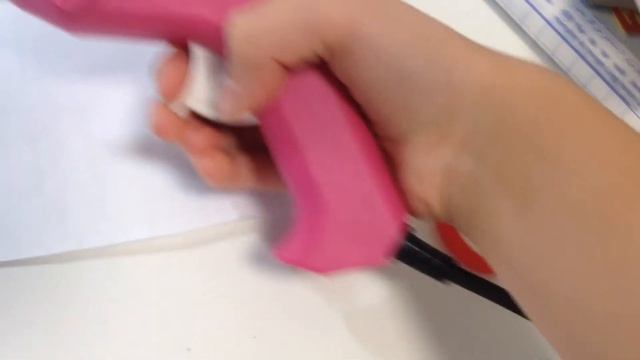 Супер пранк как сделать пранк своими руками из термоклея! Паук смотреть онлайн