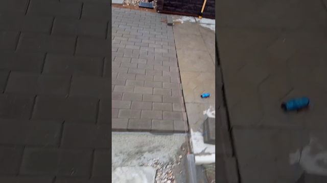 парковку из брусчатки на несколько машин, основание - бетонная плита. смотреть онлайн