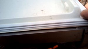 Замена уплотнительной резинки в холодильнике Indesit