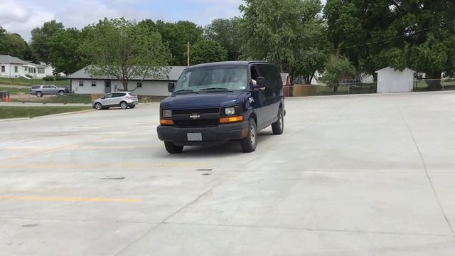 BigIron Auctions 2004 Chevrolet Express 3500 Van 6-24-2020 смотреть онлайн