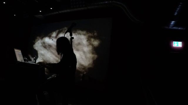 Behind the Shadow Drops - Trace Of Snow Waltz смотреть онлайн