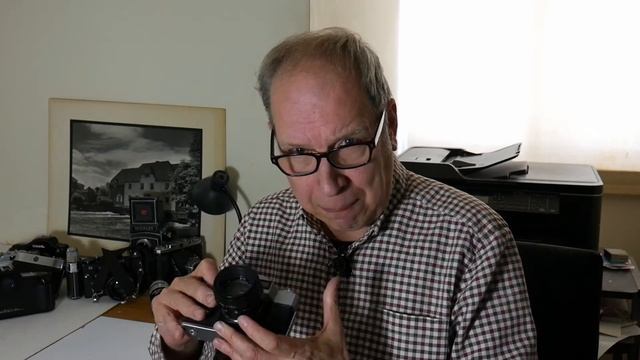 Zenit E 35mm SLR Film Camera смотреть онлайн
