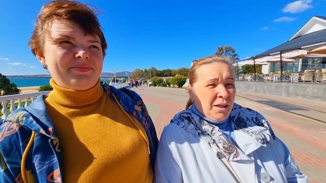 ГЕЛЕНДЖИК! ТЕПЛО ВОЗВРАЩАЕТСЯ! КУПАЮТСЯ И ЗАГОРАЮТ! ПОГОДА 12.10.2023 смотреть онлайн