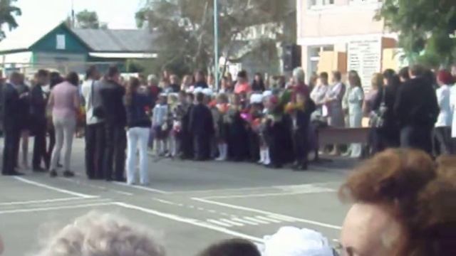 Стишок и песенка первоклашек(01.09.2012г) смотреть онлайн