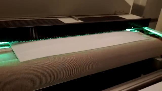 Laminating смотреть онлайн