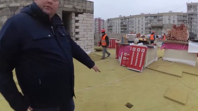 Монтаж контруклона из клиновидного утеплителя. Монтаж мембранной кровли под ключ. смотреть онлайн