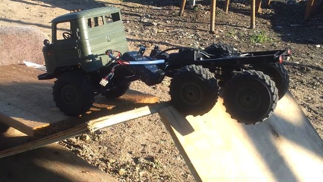 Два мощных редуктора с моторами из непропорциональных рулевых машинок для WPL - бюджетный вариант! смотреть онлайн