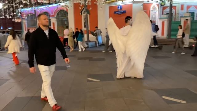 Сколько стоит чёрная икра и мороженное в Гастрономе номер 1? смотреть онлайн