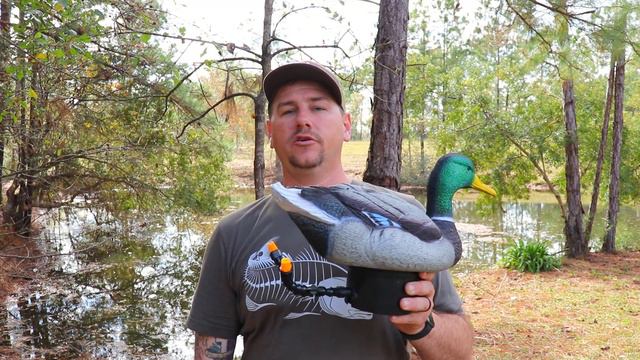 BEST Swimmer Decoy For YOU ( Lucky Duck Super Swimmer VS Higdon Outdoors XS Battleship Swimmer )