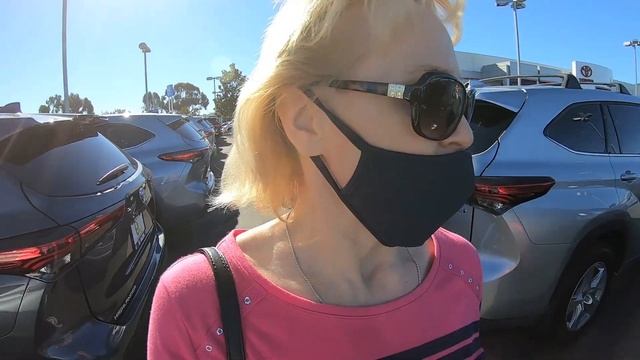 Поехала смотреть машины. Нелегкий выбор. Какую марку выбрать? Цены на машины в США Часть 1 смотреть онлайн