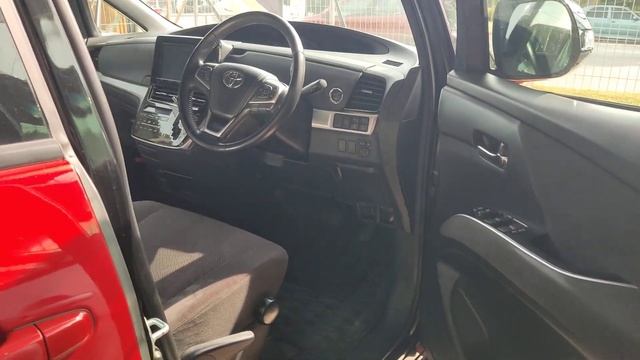 Toyota Estima PREMIUM vs Toyota Estima AERAS смотреть онлайн