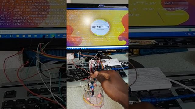 Wireless Gesture-controlled mouse Arduino Uno, Node Mcu and Django(python) #Django #Arduino смотреть онлайн