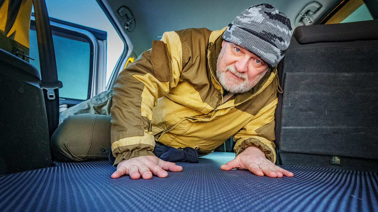 ? Это вам не коврики. Полы из ЭВА в Nissan Pathfinder. смотреть онлайн