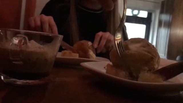 GASTRO VLOG #3 (ДАБЛБИ, ВАЛЕНКА, GURU COFFEE CLUB) смотреть онлайн