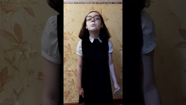 Рассказываю стихотворения А.Фета "Ласточки пропали..." и "Учись у них- у дуба, у берёзы..." смотреть онлайн