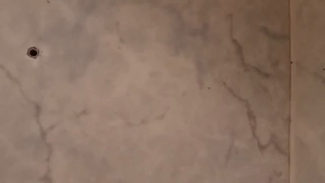 Установка угловой полки в ванной комнате из Леруа Мерлен смотреть онлайн