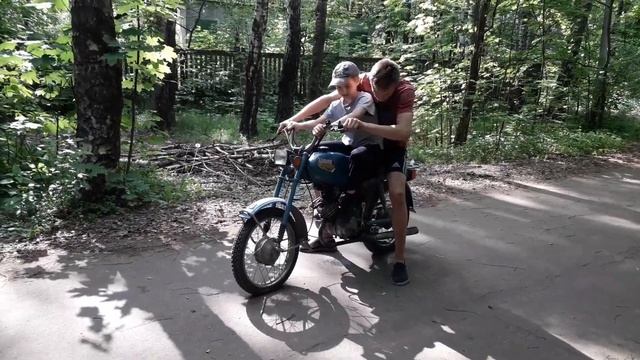 Влог.Первый раз на мопеде. смотреть онлайн
