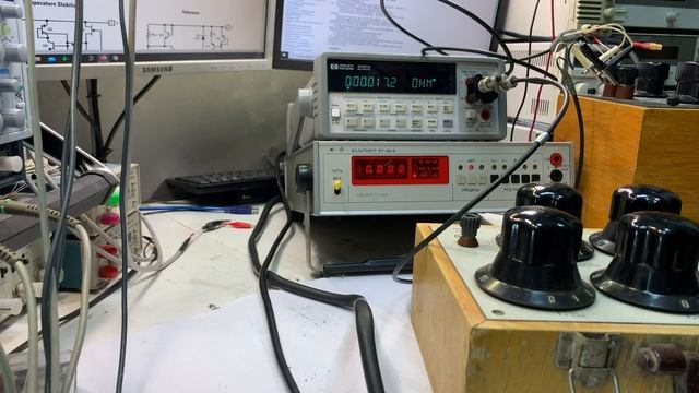 Большой обзор Вольтметра  В7-40/4.