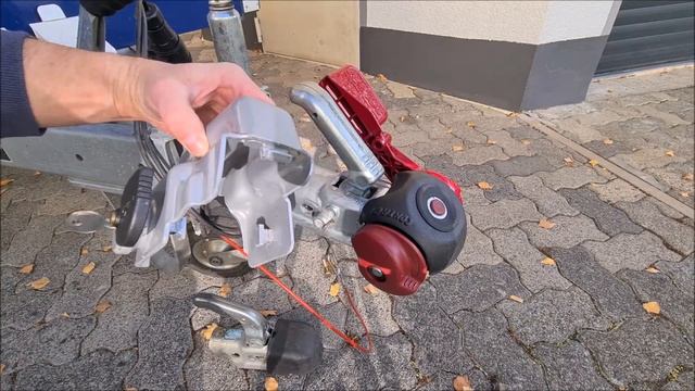 ALKO AKS 1300 an Knott Auflaufbremse montieren. Anti-Schlinger-Kupplung an einen Stema Anhänger. смотреть онлайн