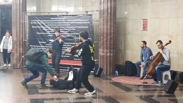 Феноменальные ребята, играют как боги музыки 2 смотреть онлайн