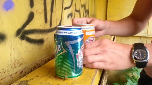 Как открывать алюминиевые банки Coca-Cola, Sprite , Fanta и.т.д. смотреть онлайн