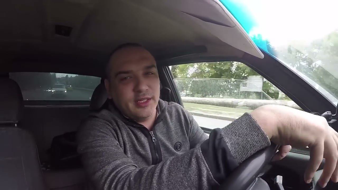 Движок на 14 ке стуканул.Приехали.Штукатурим стены на кухне. смотреть онлайн