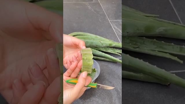 The Amazing creative face mask by using gel aloevera natural смотреть онлайн