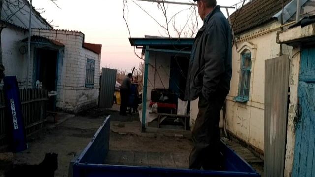 Лафет для перевозки пчел в действии.18 апреля первая кочевка сезона. смотреть онлайн