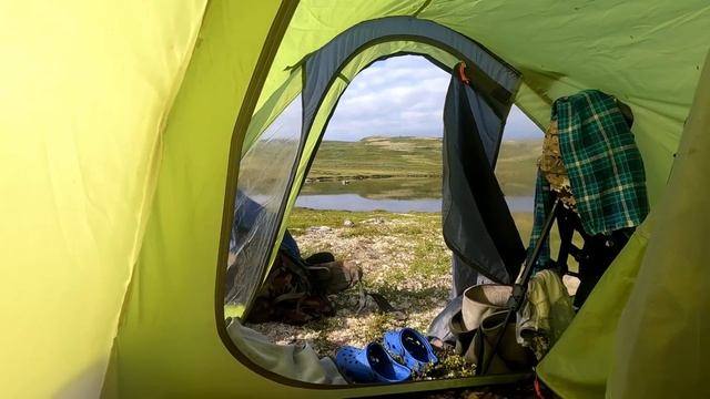 За ТРОФЕЙНОЙ КУМЖЕЙ в тундру с ПОДПИСЧИКОМ. СПИННИНГОВАЯ РЫБАЛКА на КОЛЬСКОМ. смотреть онлайн