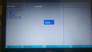 Выключаем безопасную загрузку  Secure Boot