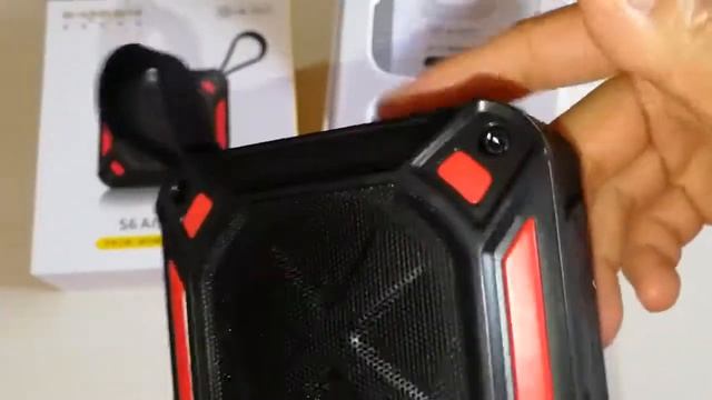 W-King S6 Portable Bluetooth Speaker смотреть онлайн