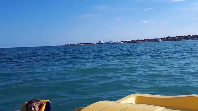 Влог. Развлекаемся на катамаране. 18.07.2018 смотреть онлайн