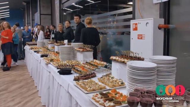 ВКУСНЫЙ СЕРВИС на мероприятии SABER INTERACTIVE смотреть онлайн